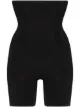 الصورة 1 من Spanx شورت بخصر عالٍ لمنتصف الفخذ