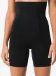 الصورة 2 من Spanx شورت بخصر عالٍ لمنتصف الفخذ