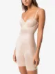 الصورة 2 من Spanx بودي سوت لمنتصف الفخذ