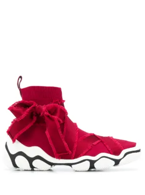 pink valentino trainers