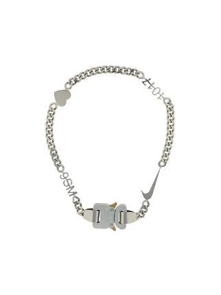 chain nike