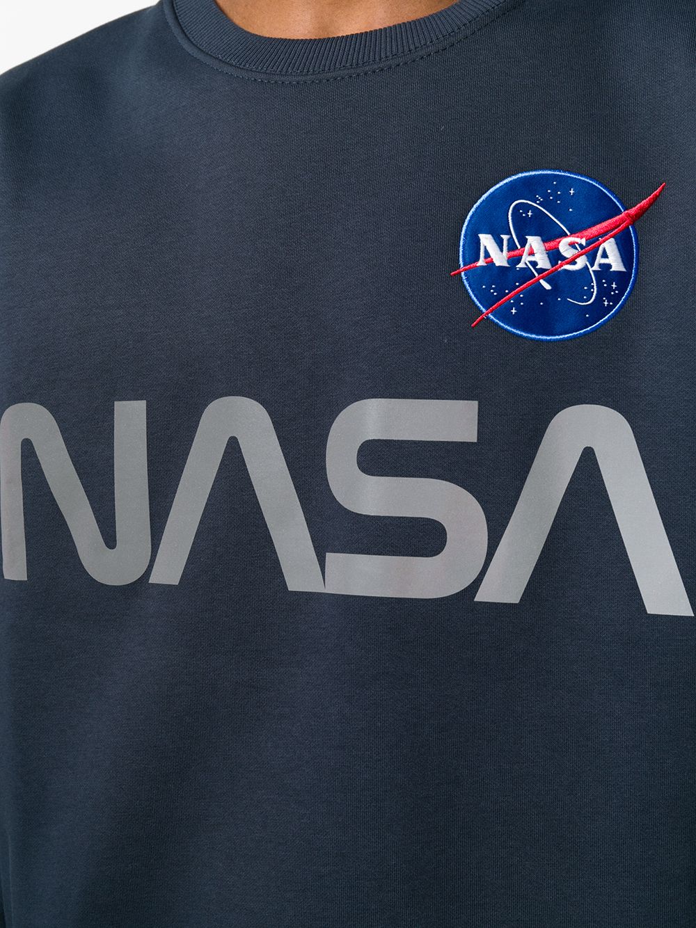 фото Alpha Industries толстовка NASA со светоотражающим принтом