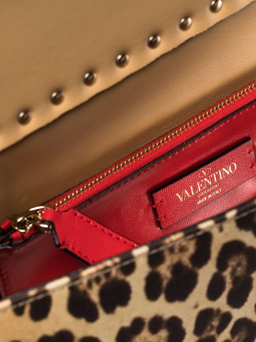 фото Valentino клатч garavani rockstud с леопардовым принтом