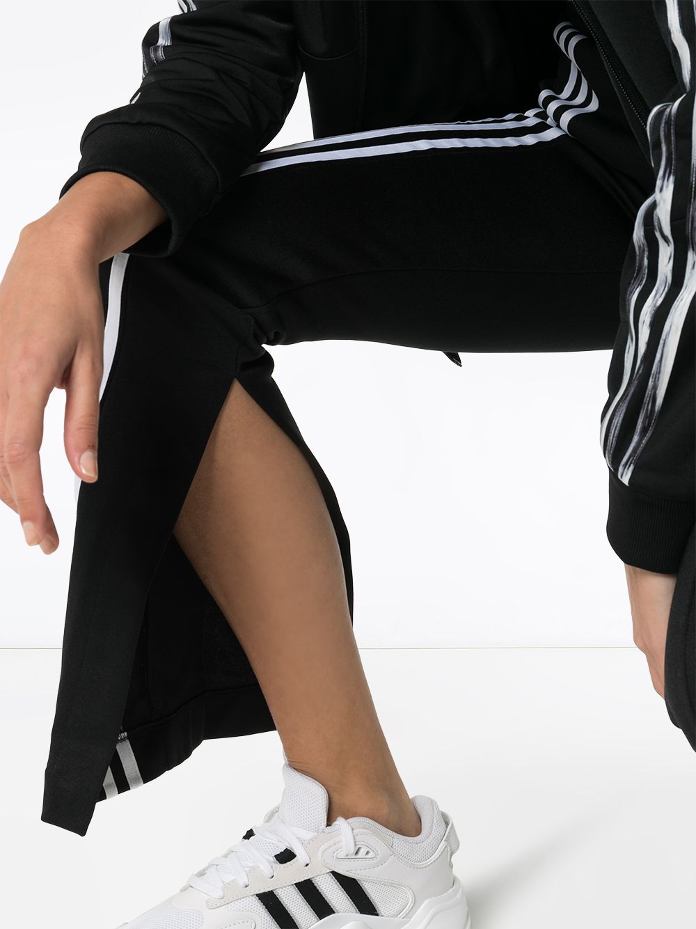 фото Adidas расклешенные спортивные брюки с полосками