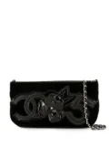 CHANEL Pre-Owned 2006 Camellia No.5 shoulder bag - Black