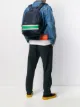 الصورة 2 من Tommy Hilfiger حقيبة ظهر مخططة بألوان متباينة