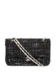 الصورة 1 من Chanel Pre-Owned حقيبة كتف تويد كلاسيكية بشعار CC