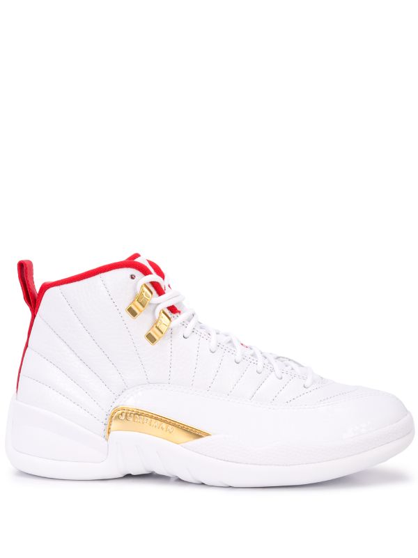 nike jordan 12