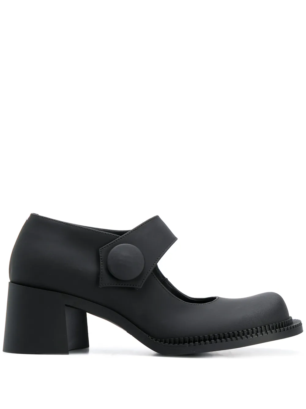 round toe mary jane shoes