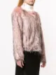 Unreal Fur جاكيت بلمعان معدني وملمس مميز