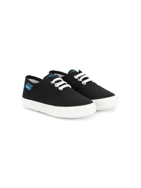 familiar canvas low-top sneakers