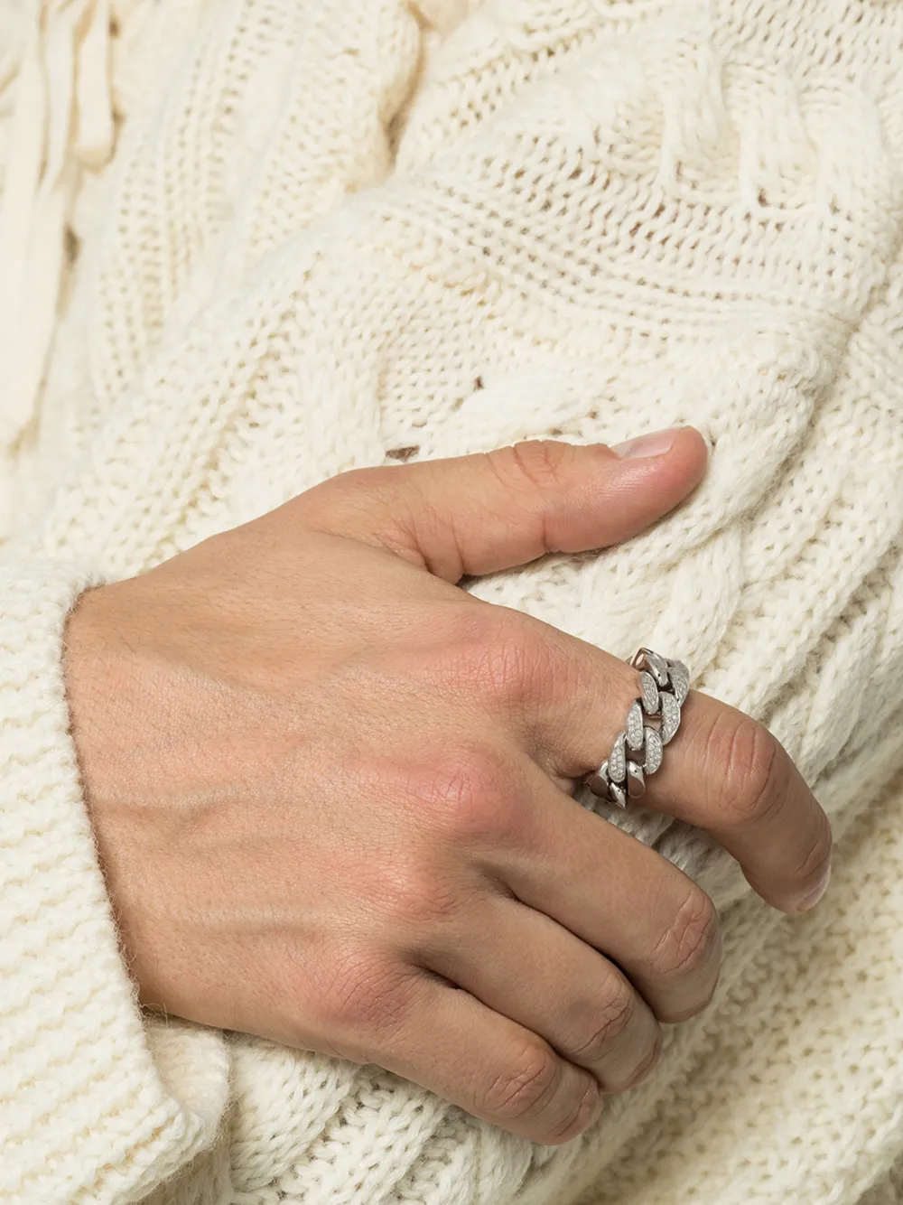 Shay 18k White Gold Pavé Diamond Link Ring In Metallic