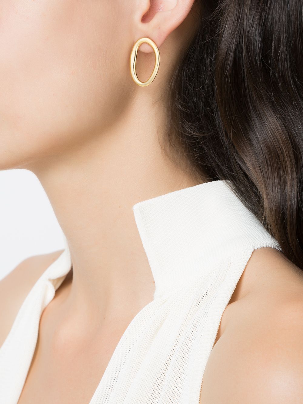 фото Egrey + maneca caule argolas earrings