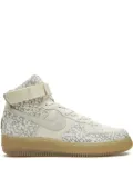 Nike Air Force 1 high top sneakers - Neutrals