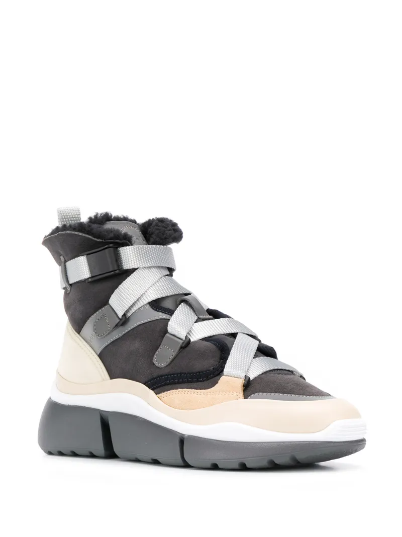CHLOÉ SONNIE HIGH-TOP SNEAKERS