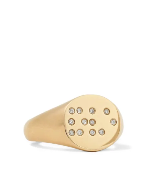 Anissa Kermiche anillo Love is Blind en oro amarillo de 18kt con sello