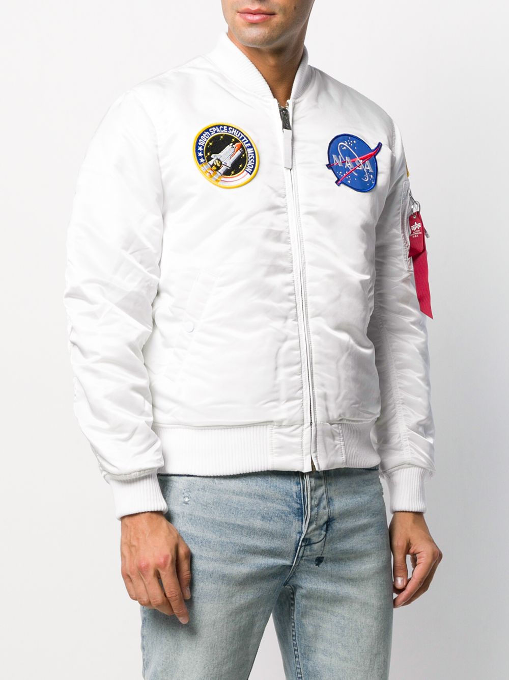 фото Alpha Industries бомбер NASA MA-1