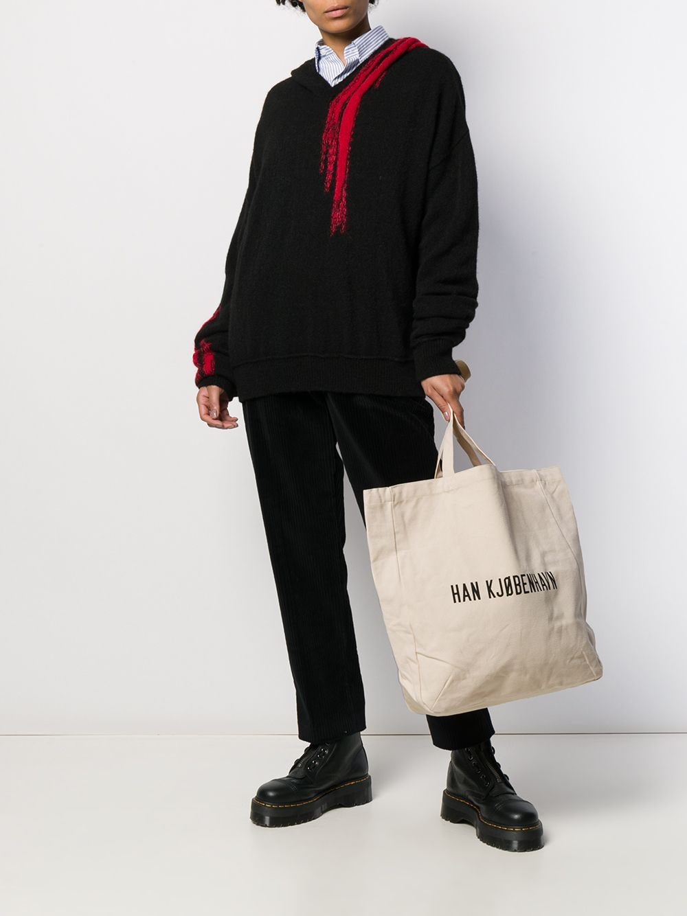 фото Han kjøbenhavn сумка-тоут с принтом