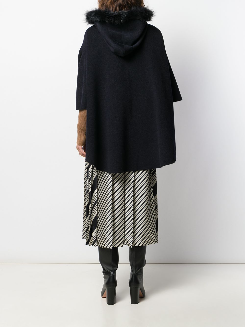 фото Liska oversized hooded poncho