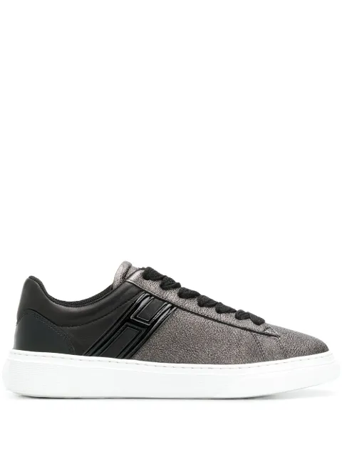 HOGAN LOW-TOP SNEAKERS