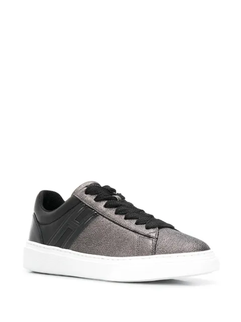 HOGAN LOW-TOP SNEAKERS