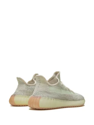 Yeezy Boost 350 V2 "Citrin-Reflective" 运动鞋展示图