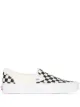 الصورة 1 من Vans حذاء رياضي سهل الارتداء ’أولد سكول‘