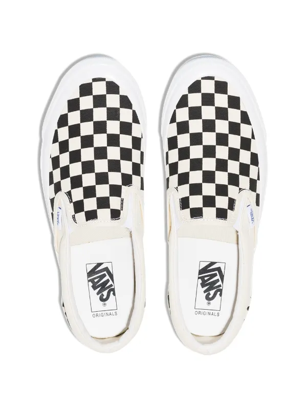 vans old skool slip on checkerboard