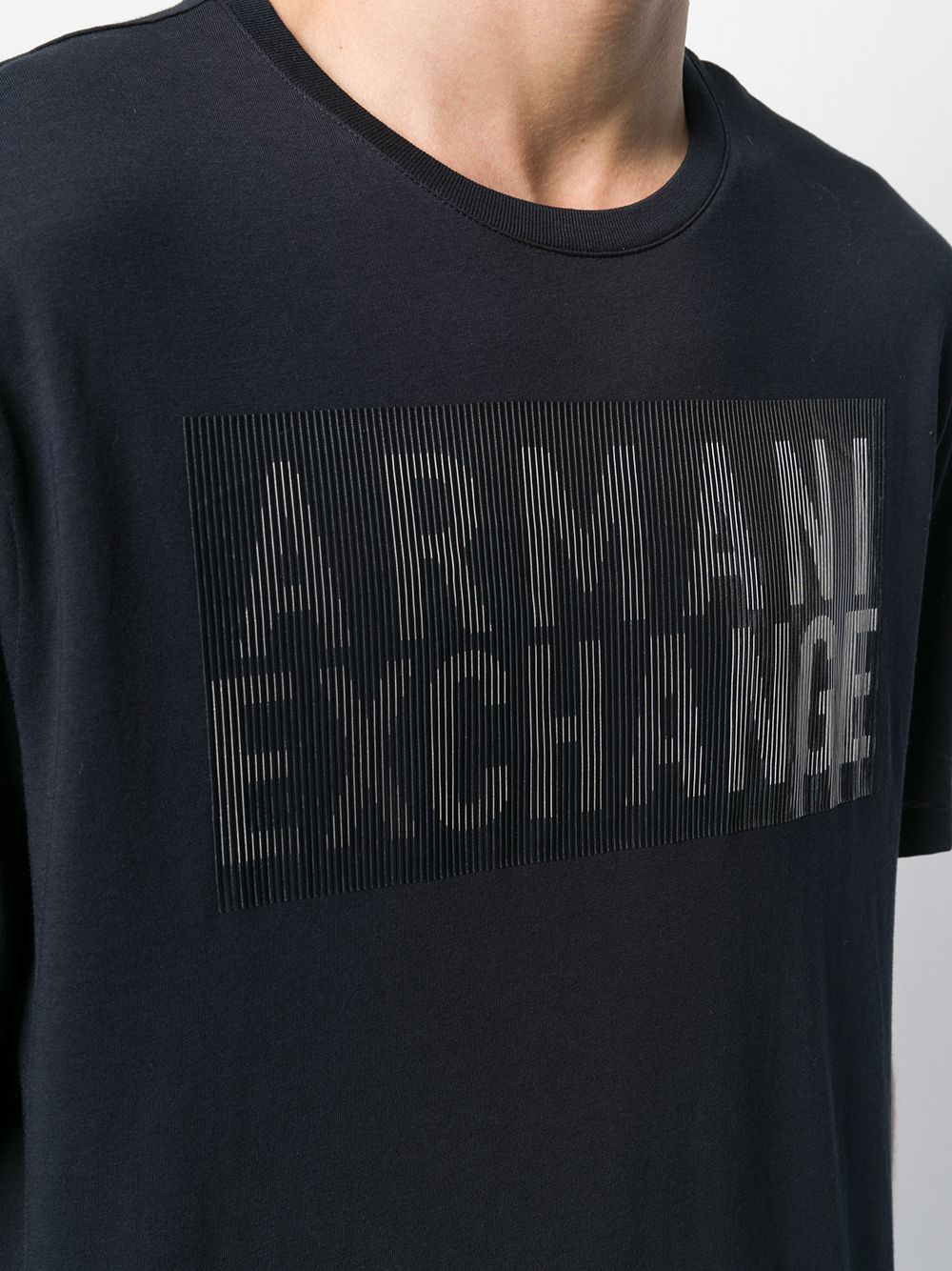 фото Armani Exchange футболка с вышитым логотипом