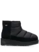 الصورة 1 من UGG بوت كاحل مبطن