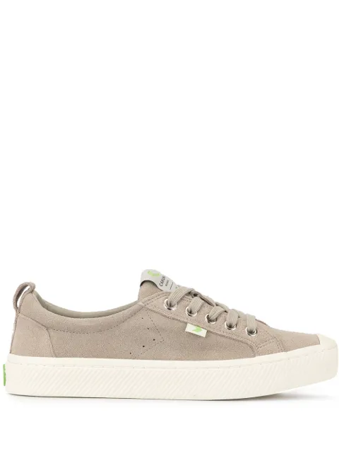 Cariuma OCA low-top suede sneakers