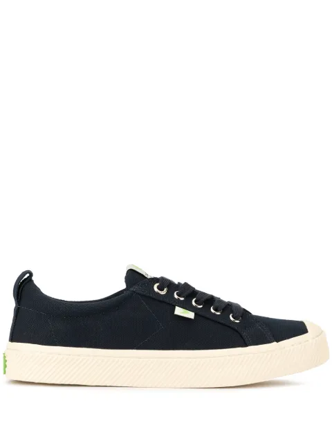 Cariuma OCA low-top canvas sneakers