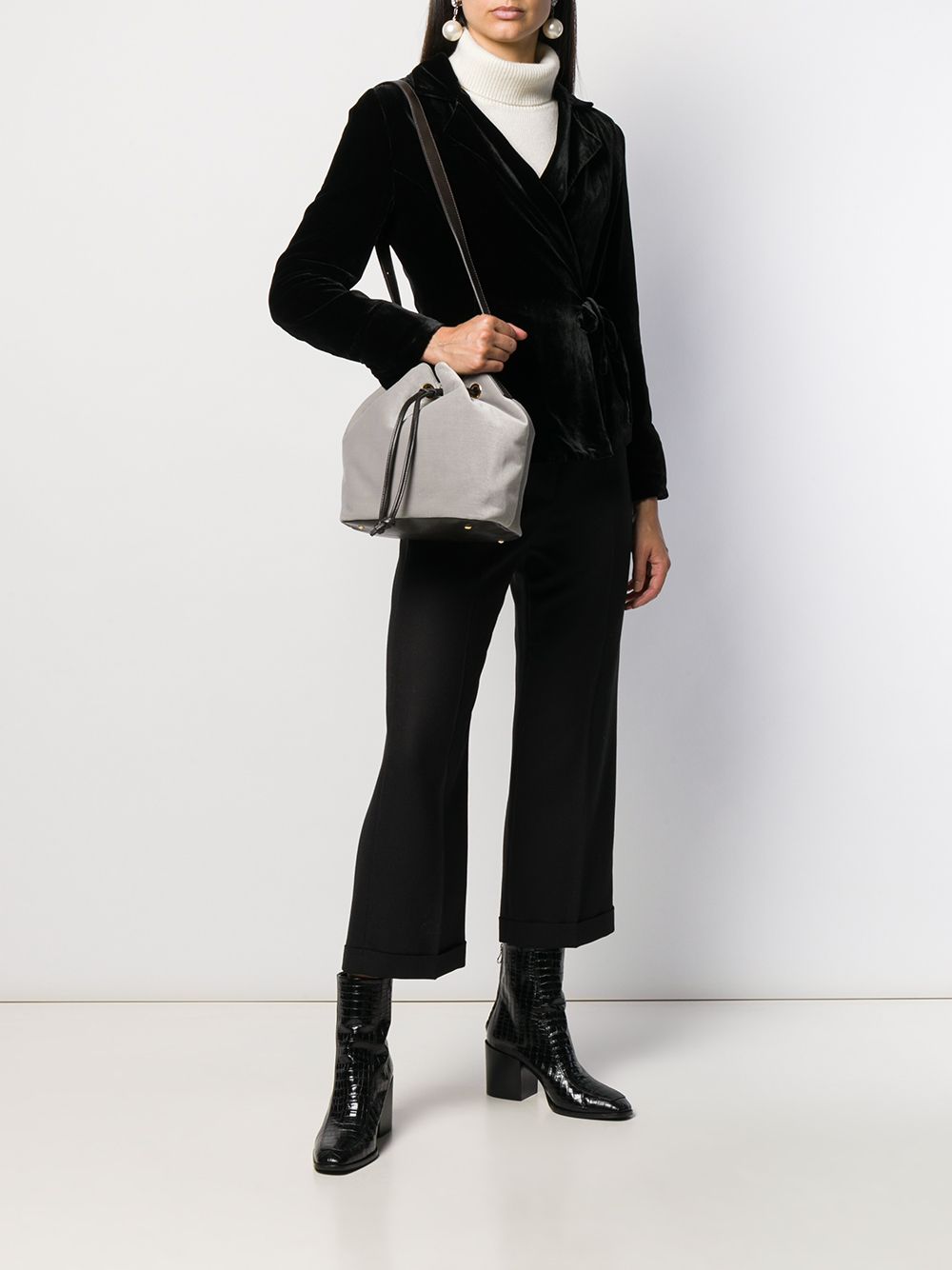 фото L'Autre Chose shoulder strap bucket bag