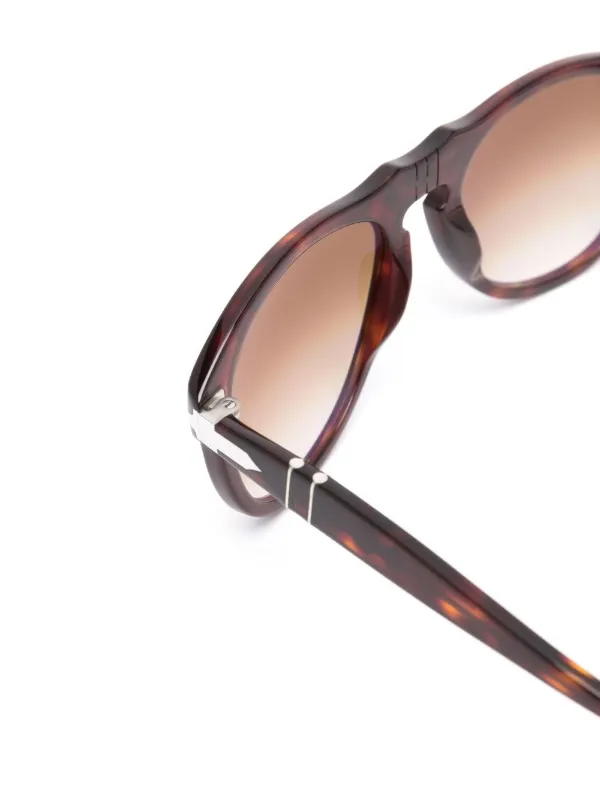 Persol Tortoiseshell round-frame Sunglasses | Brown | FARFETCH display picture 1