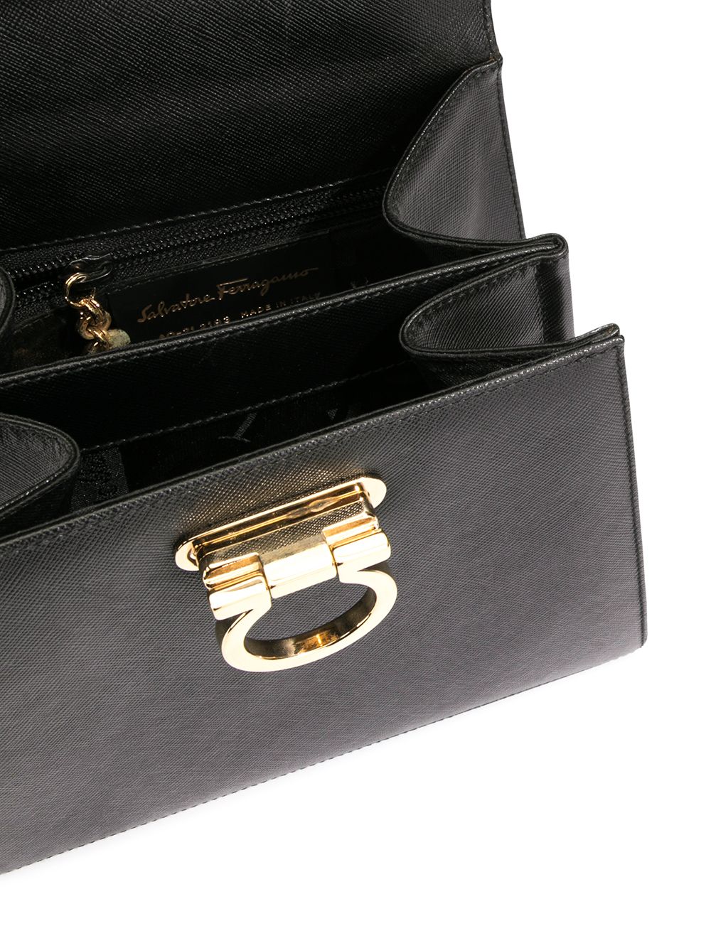 фото Salvatore ferragamo pre-owned мини-сумка с декором gancini