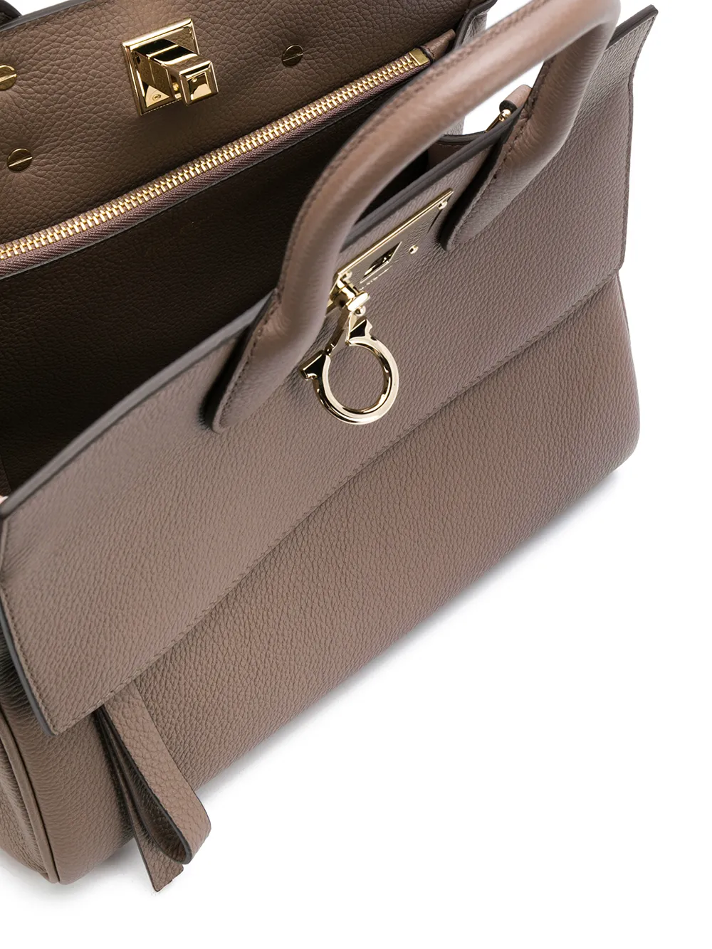 фото Salvatore ferragamo сумка-тоут the studio