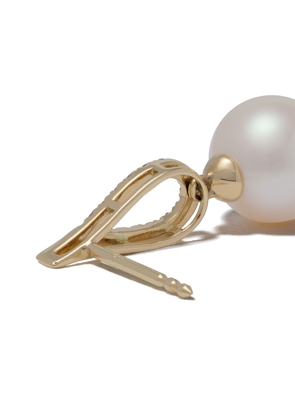 фото Yoko London 18kt yellow gold Classic freshwater pearl and diamond earrings