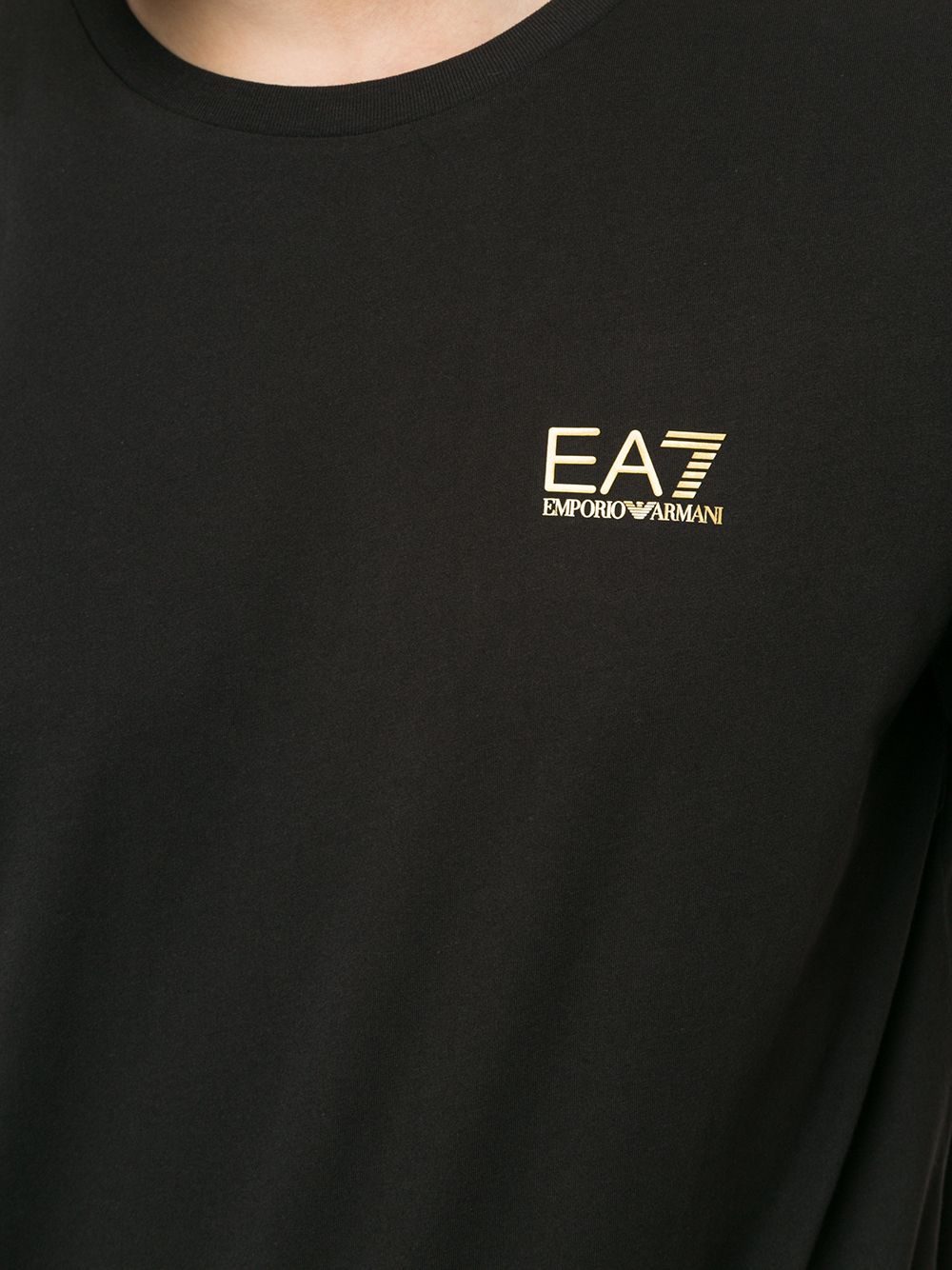 фото Ea7 Emporio Armani branded T-shirt