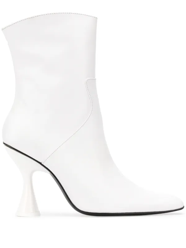 dorateymur white boots