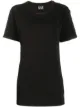 الصورة 1 من Ea7 Emporio Armani تيشيرت بشعار الماركة بتصميم مفرغ