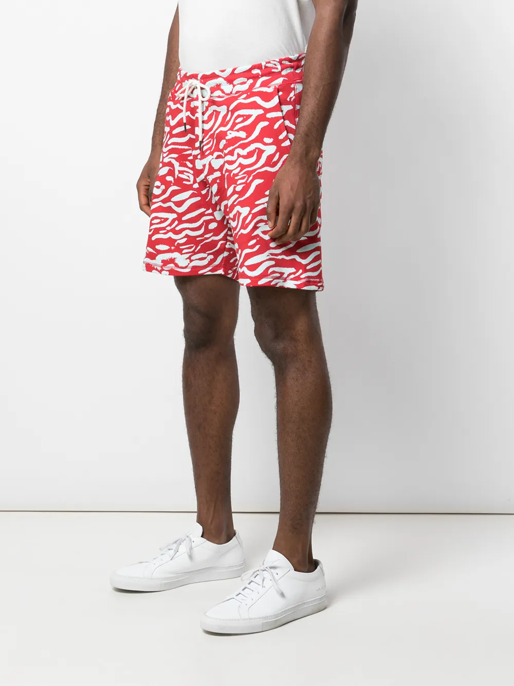 фото Prabal Gurung all-over print shorts