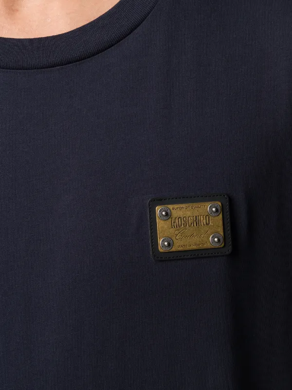 moschino plaque t shirt