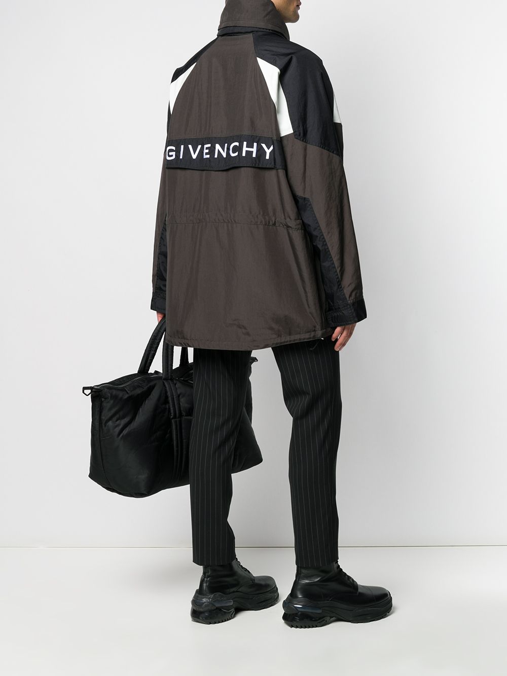 фото Givenchy ветровка оверсайз с логотипом