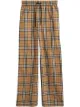الصورة 1 من Burberry بنطال كاروهات مزين بساتان