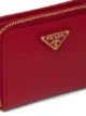 Prada محفظة صغيرة بسحاب