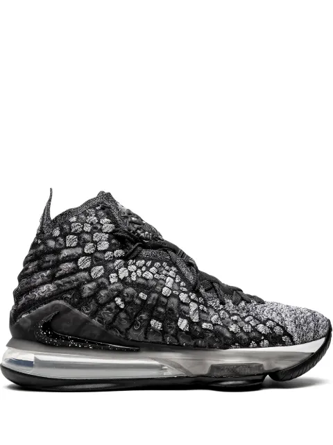 Nike LeBron 17 "Black/White" sneakers