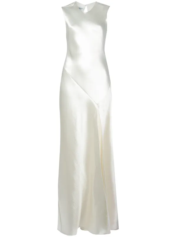 sleeveless gown