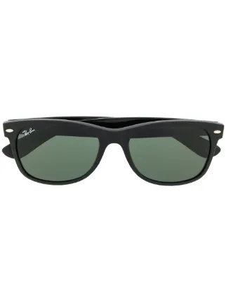 Ray-Ban