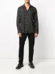 الصورة 2 من John Varvatos قميص بأكمام طويلة وطبعة زهور