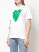 Comme Des Garçons Play تيشيرت مزين بقلبين